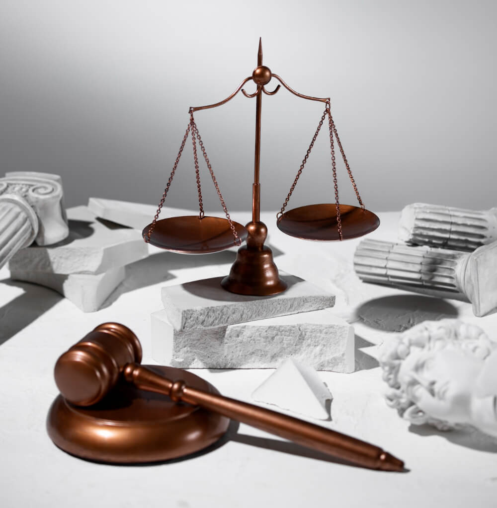 law-img